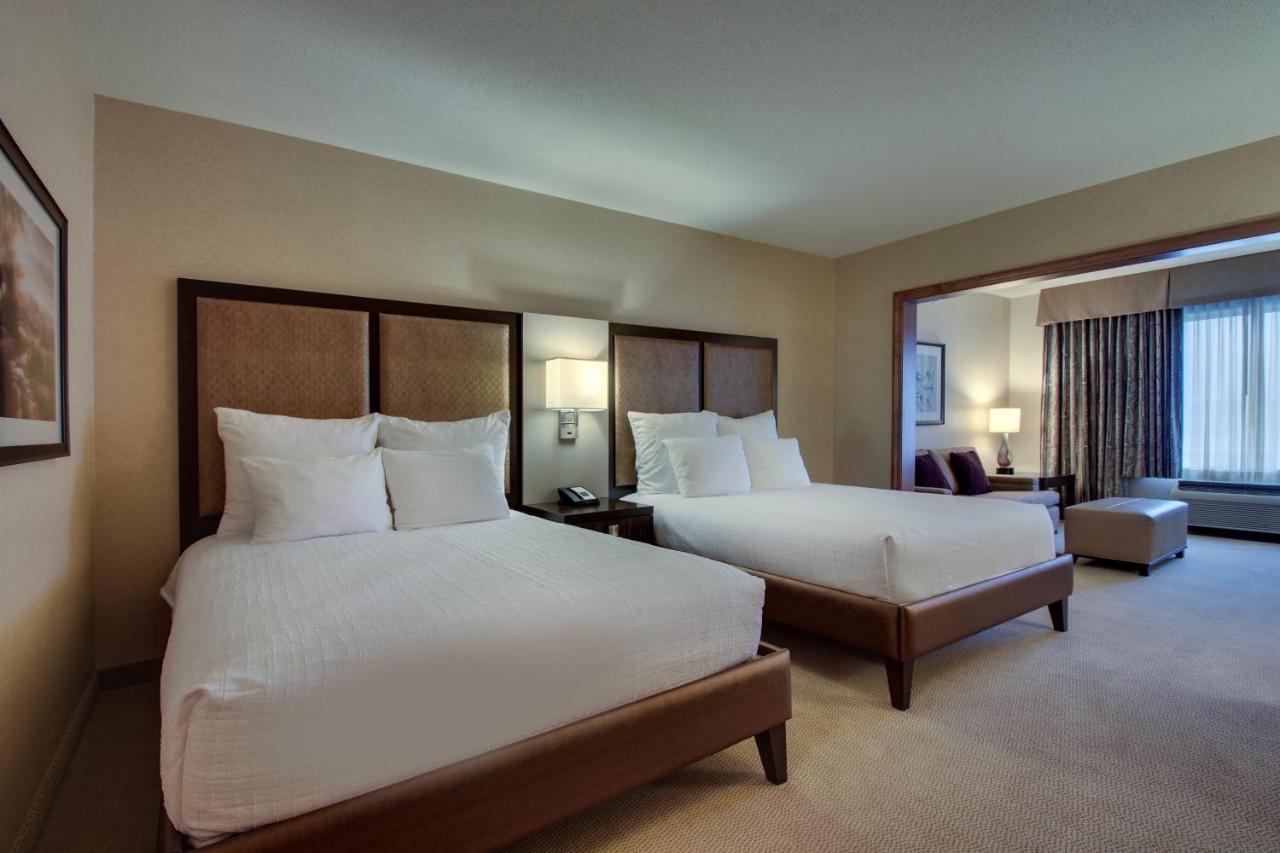 The Inn At Charles Town / Hollywood Casino Экстерьер фото