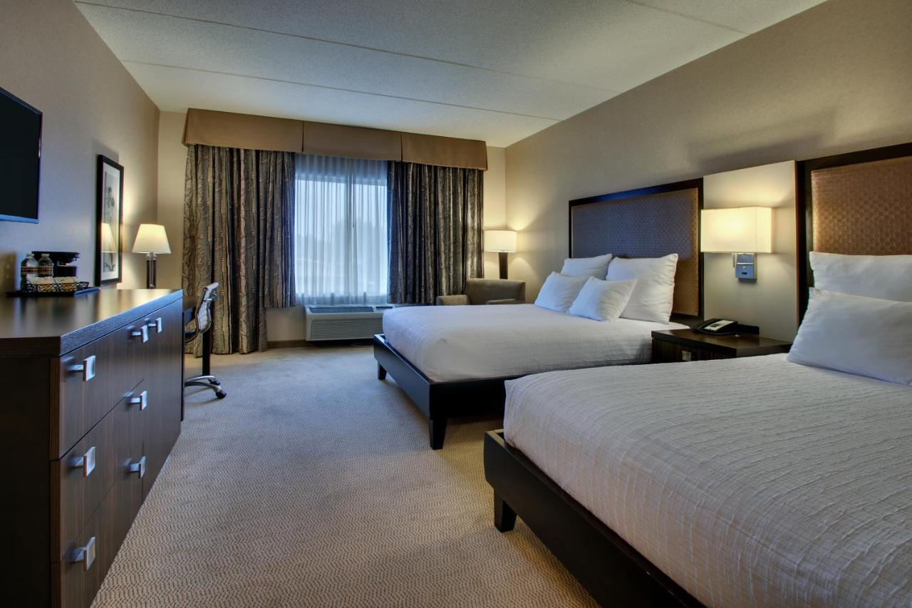 The Inn At Charles Town / Hollywood Casino Экстерьер фото